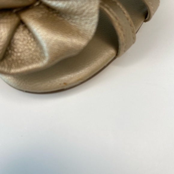 Aldo  Light Bronze Flower Heels - Picture 7 of 12